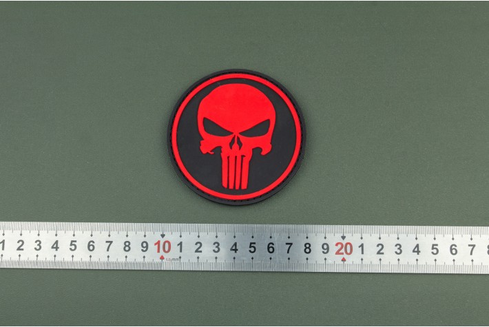 Нашивка из ПВХ "Каратель" красный на черном 80х80 