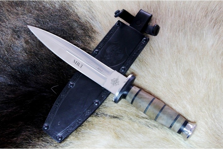 Нож КО-2 - кавказский орех/кожа с символикой МВД 