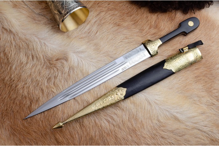 Кинжал ККВ латунь 